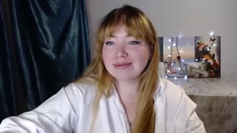 nightlaura online show from 26, 1, 2025