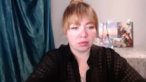 nightlaura online show from 29, 1, 2025