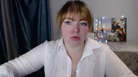 nightlaura online show from 29, 1, 2025