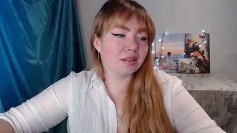 nightlaura online show from 4, 2, 2025