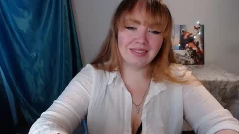 nightlaura online show from 5, 2, 2025