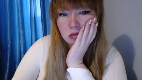 nightlaura online show from 9, 2, 2025