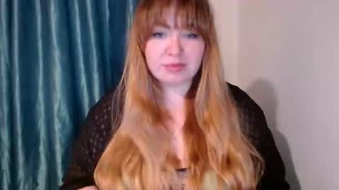 nightlaura online show from 28, 2, 2025