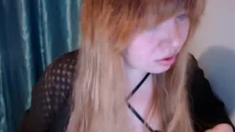 nightlaura online show from 10, 3, 2025