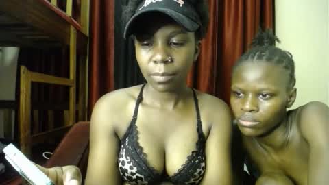 Snapshot of nightnurse_xx chatting on 22, 11, 2025 Tina online show from 22, 11, 2025