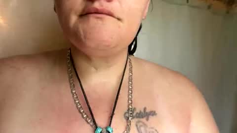 nightshade8807 online show from 25, 10, 2025