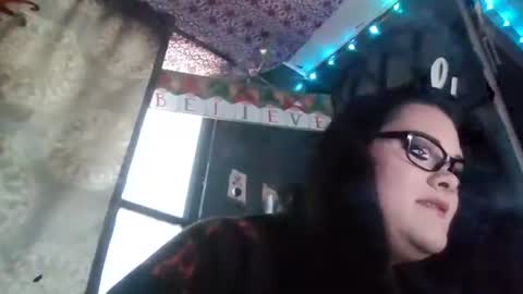 nightshade8807 online show from 19, 11, 2025