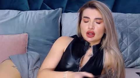 Snapshot of nightshadeiris chatting on 8, 1, 2026 Iris online show from 8, 1, 2026