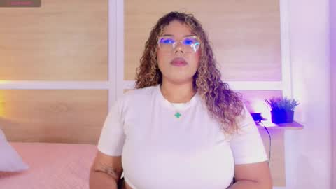 Snapshot of niickypurple chatting on 26, 10, 2025 Call me Nicky online show from 26, 10, 2025