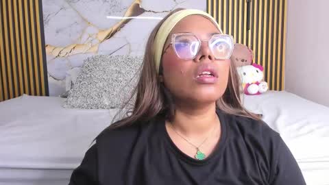 Snapshot of niickypurple chatting on 16, 11, 2025 Call me Nicky online show from 16, 11, 2025