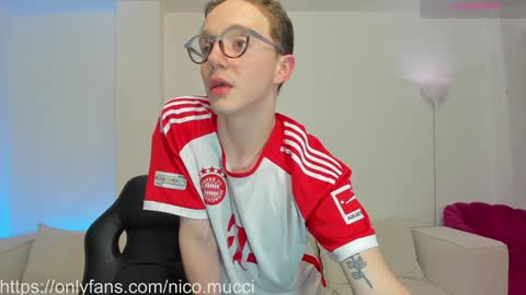 Nicolas Mucci online show from 16, 1, 2025