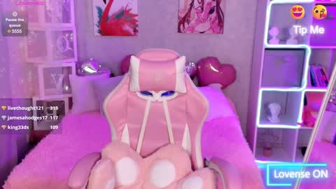 Nicole  online show from 8, 12, 2024