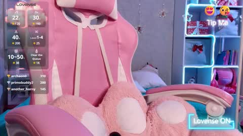 Nicole  online show from 10, 1, 2025