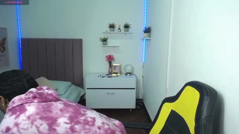          online show from 3, 12, 2024