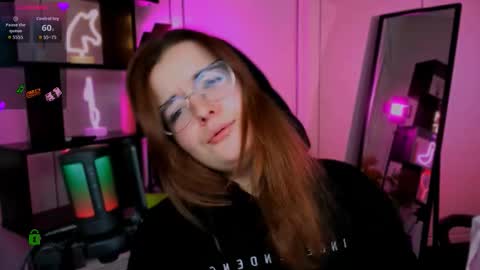 Snapshot of nika_still chatting on 15, 12, 2025 Little Angel online show from 15, 12, 2025