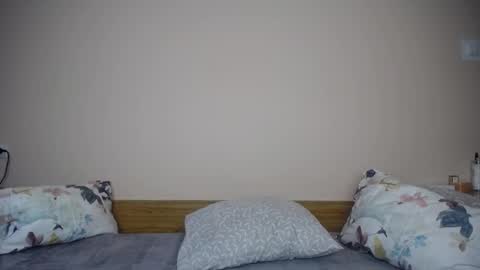 Snapshot of nika_web chatting on 19, 9, 2025 Nika online show from 19, 9, 2025