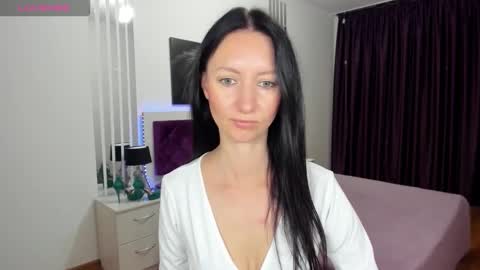 Snapshot of nikalewis chatting on 18, 9, 2025 NikaLewis online show from 18, 9, 2025