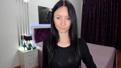 Snapshot of nikalewis chatting on 2, 10, 2025 NikaLewis online show from 2, 10, 2025