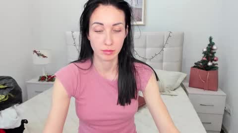 Snapshot of nikamiles chatting on 28, 12, 2024 Nika online show from 28, 12, 2024