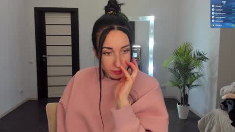 Snapshot of nikamiles chatting on 5, 1, 2025 Nika online show from 5, 1, 2025