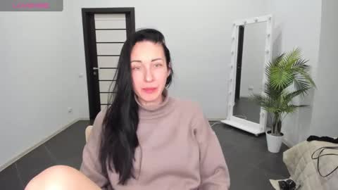 Snapshot of nikamiles chatting on 16, 2, 2025 Nika online show from 16, 2, 2025