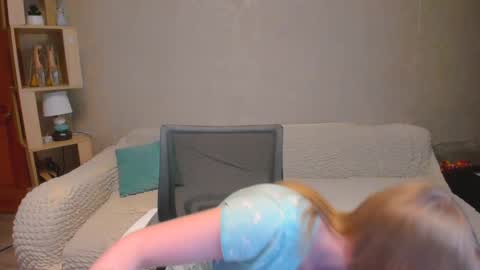 Snapshot of nikarocks chatting on 1, 2, 2025 nikarocks online show from 1, 2, 2025