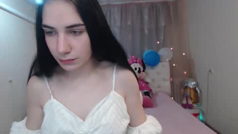 nikastarkk online show from 6, 10, 2025