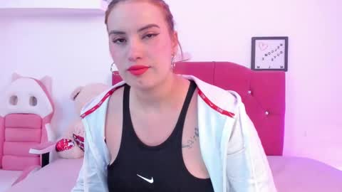 Snapshot of nikii_28 chatting on 11, 1, 2025 Nikii online show from 11, 1, 2025