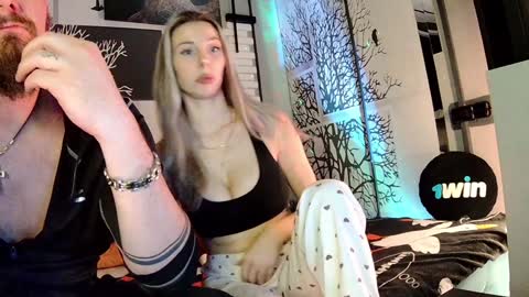 nikki7377 online show from 5, 12, 2024