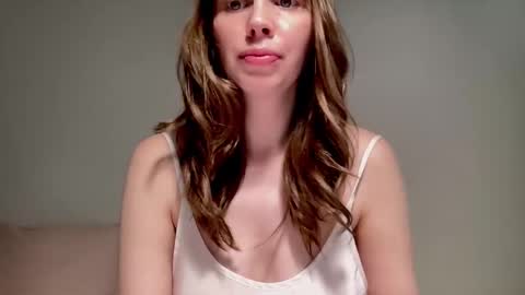 Snapshot of nikki_mi chatting on 12, 10, 2025 Nikki online show from 12, 10, 2025