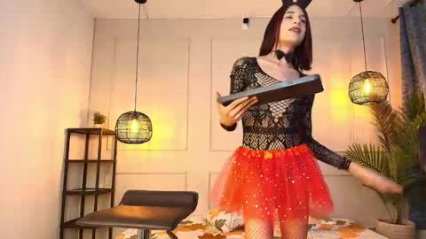 Snapshot of nikki_vesper chatting on 31, 10, 2025 nikki_vesper online show from 31, 10, 2025