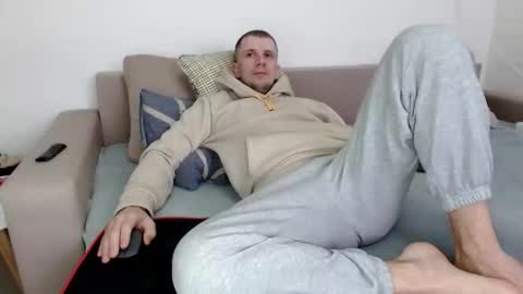 Snapshot of nikkiaadel chatting on 9, 10, 2025 Nick online show from 9, 10, 2025