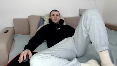 Snapshot of nikkiaadel chatting on 20, 10, 2025 Nick online show from 20, 10, 2025