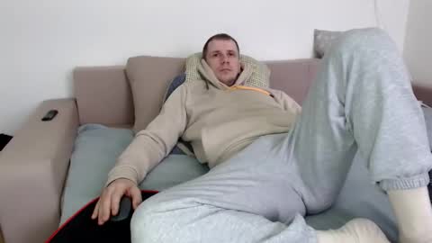 Snapshot of nikkiaadel chatting on 21, 10, 2025 Nick online show from 21, 10, 2025