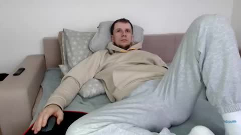 Snapshot of nikkiaadel chatting on 10, 11, 2025 Nick online show from 10, 11, 2025