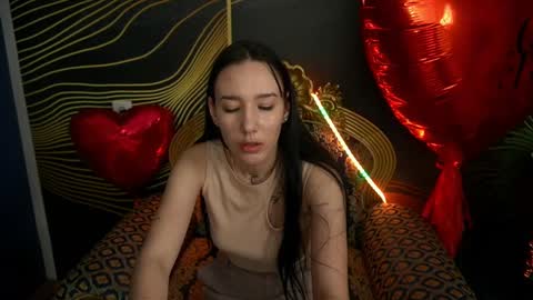 Nikki online show from 1, 3, 2025