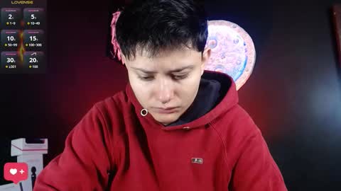 Snapshot of nikky_tomboy444 chatting on 8, 10, 2025 Nikky online show from 8, 10, 2025