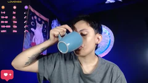 Nikky online show from 12, 1, 2026