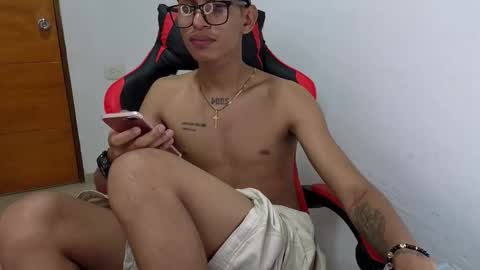 Snapshot of niklaus_wolf chatting on 5, 3, 2026 niklaus_wolf online show from 5, 3, 2026