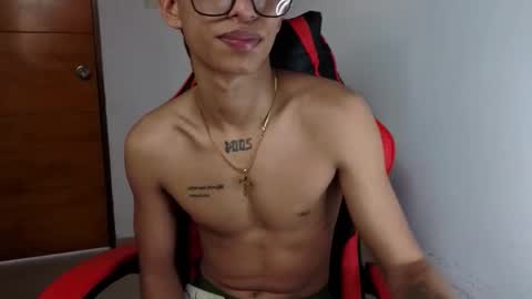 Snapshot of niklaus_wolf chatting on 17, 3, 2026 niklaus_wolf online show from 17, 3, 2026