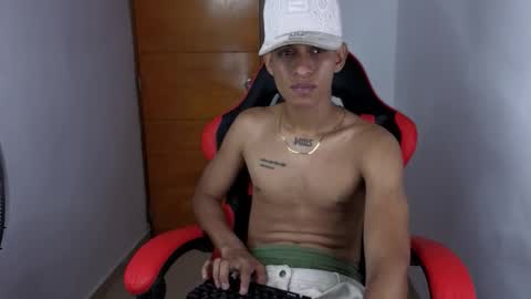 niklaus_x online show from 4, 2, 2026