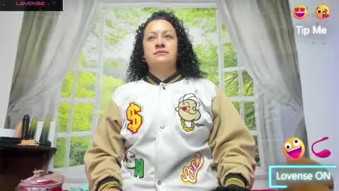 Snapshot of nikol32__ chatting on 23, 10, 2025 dayan online show from 23, 10, 2025