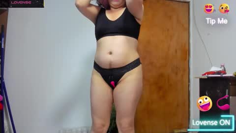 Snapshot of nikol32__ chatting on 29, 10, 2025 dayan online show from 29, 10, 2025