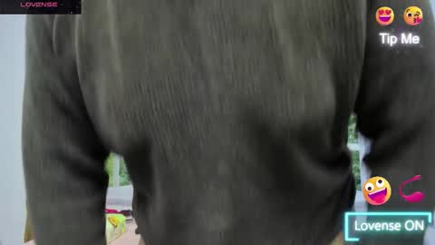 Snapshot of nikol32__ chatting on 3, 11, 2025 dayan online show from 3, 11, 2025