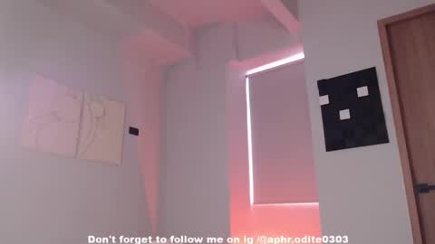 Snapshot of nikol_je chatting on 22, 12, 2024 Nicole cam online show from 22, 12, 2024