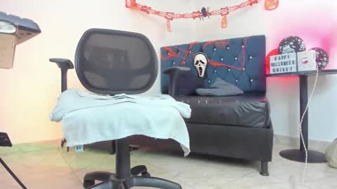 Nicol online show from 31, 10, 2025