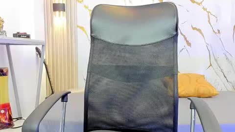    online show from 19, 1, 2026