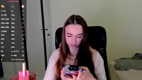 Snapshot of nikoll_s chatting on 30, 10, 2025 online show from 30, 10, 2025