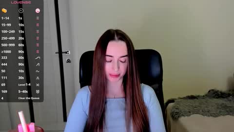 Snapshot of nikoll_s chatting on 10, 11, 2025 online show from 10, 11, 2025