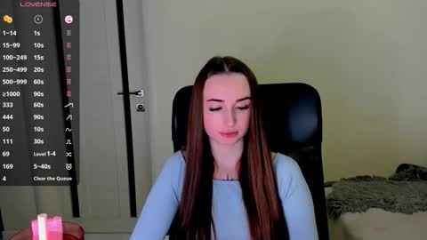 Snapshot of nikoll_s chatting on 13, 11, 2025 online show from 13, 11, 2025